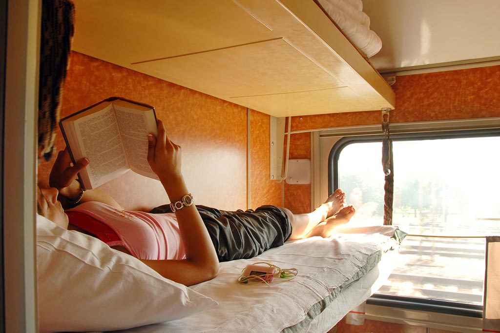 Schlafwagen Zug Lesen
