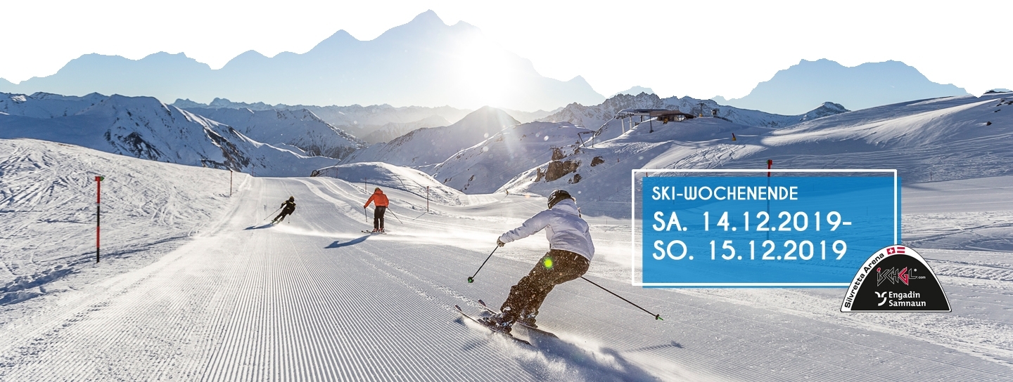 Skifahrergruppe fährt der Sonne entgegen