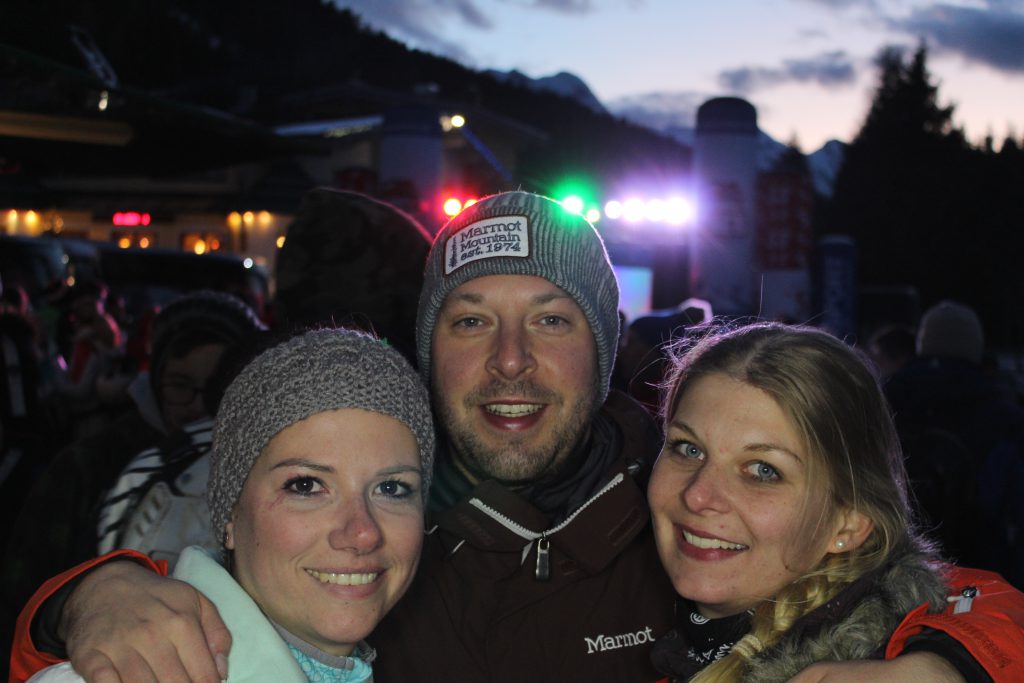 Menschen vor der Fotobox