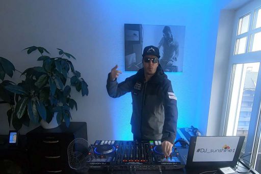 DJ legt zuhause auf